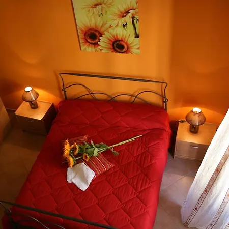 Tra I Due Mari לינה וארוחת בוקר 2*