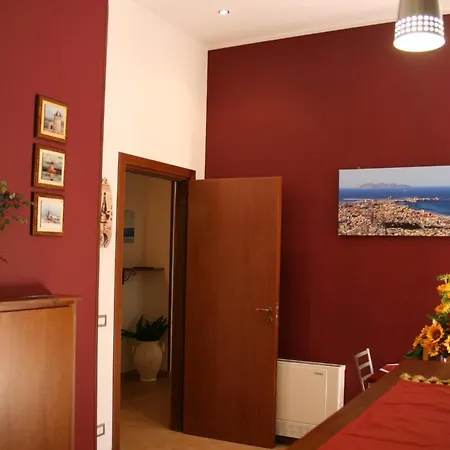 לינה וארוחת בוקר Tra I Due Mari