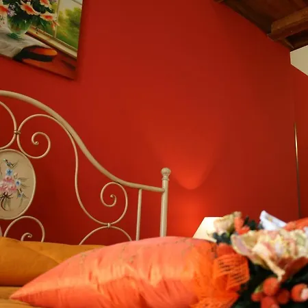 Tra I Due Mari לינה וארוחת בוקר 2*