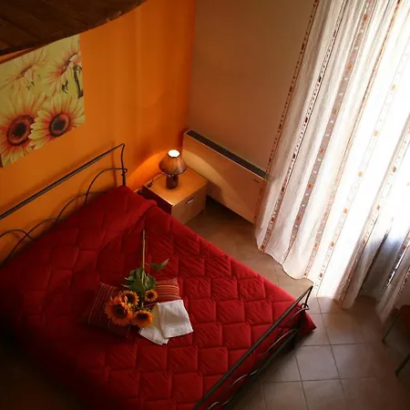 Tra I Due Mari לינה וארוחת בוקר 2*