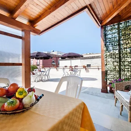 לינה וארוחת בוקר Tra I Due Mari