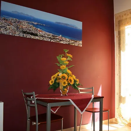 Tra I Due Mari לינה וארוחת בוקר 2*