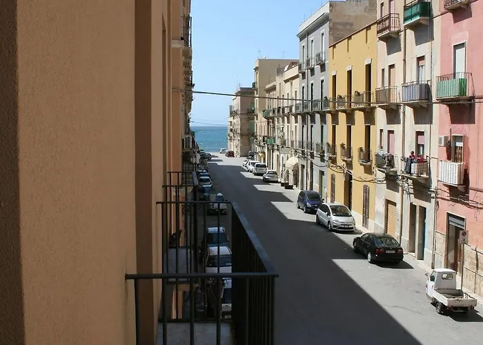 Tra I Due Mari Oda ve Kahvaltı 2*